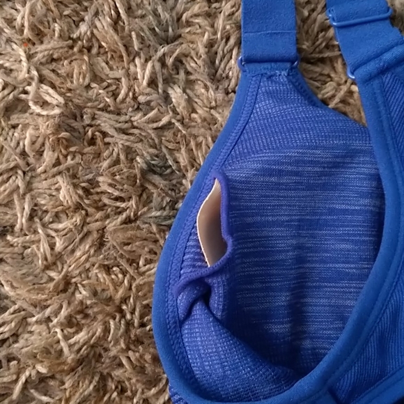 Avia NWOT Racer back Sports Bra - Picture 3 of 5